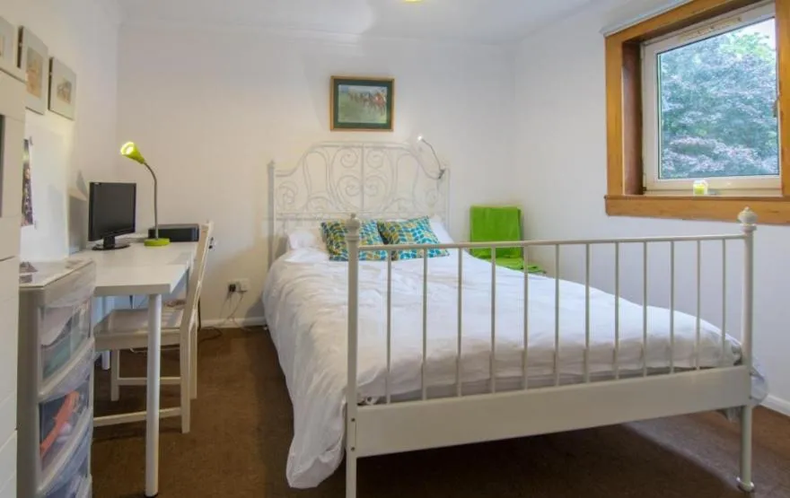 Image of Braid room free parking