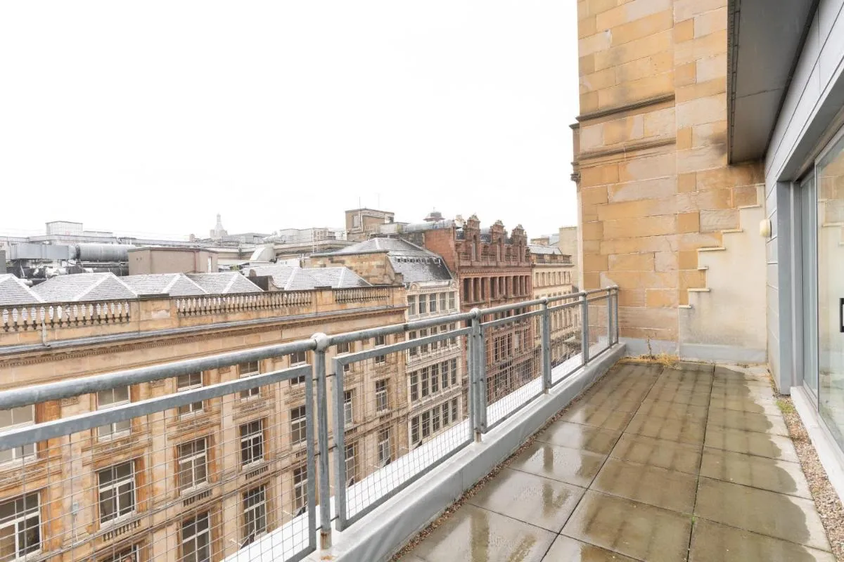 Image 5 of Buchanan Penthouse