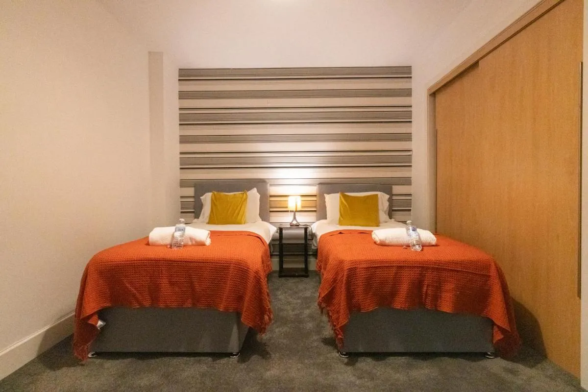 Image 1 of Buchanan Penthouse