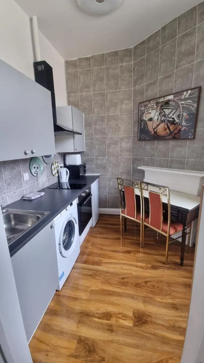 Image 3 of City Centre Studio