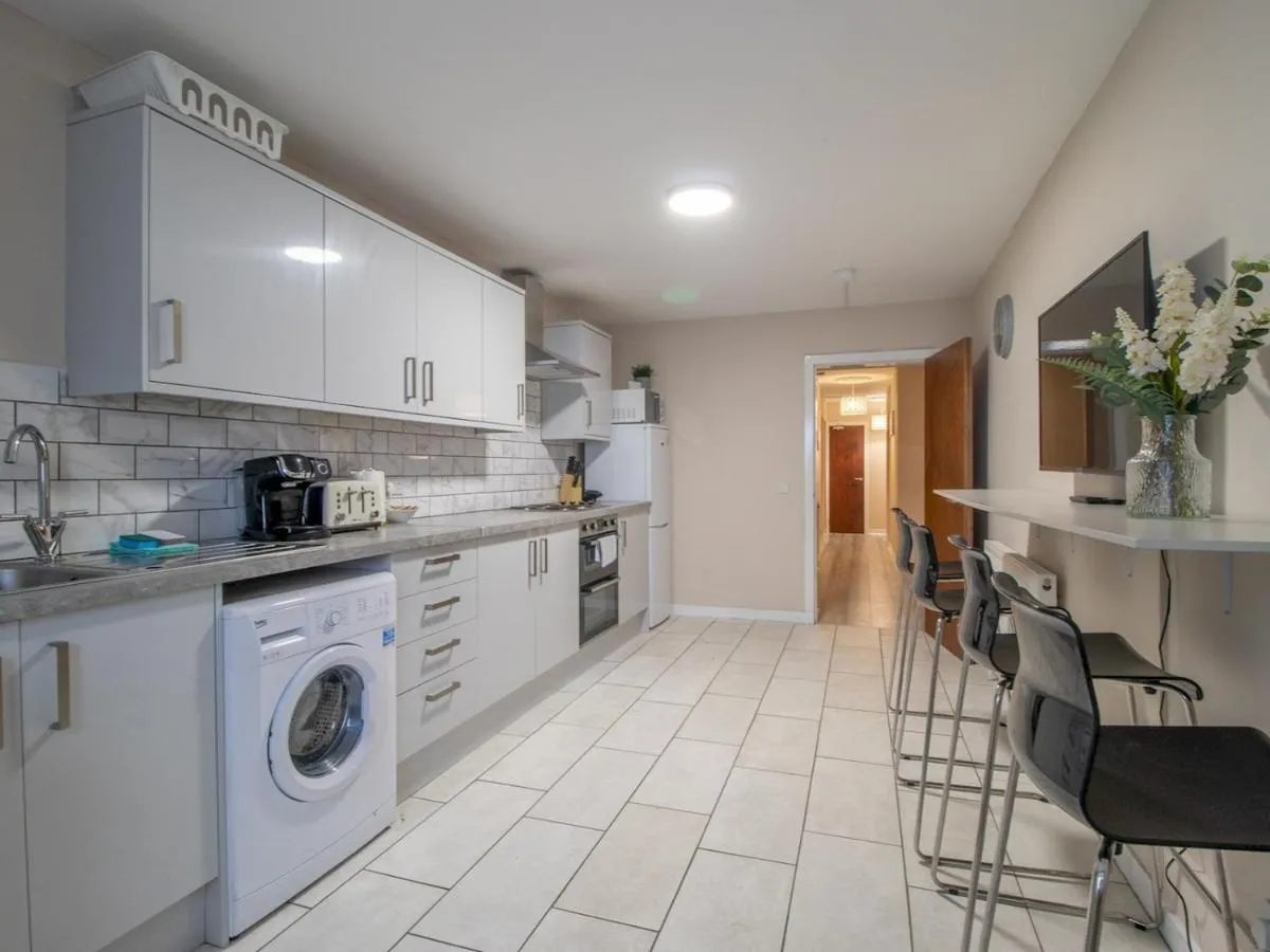 Image 3 of City Gem Main Door Parking Pass the Keys