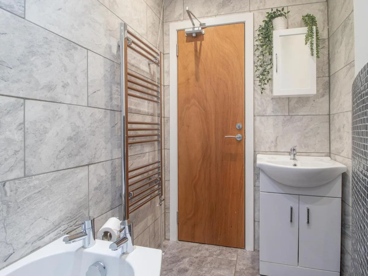 Image 2 of City Gem Main Door Parking Pass the Keys