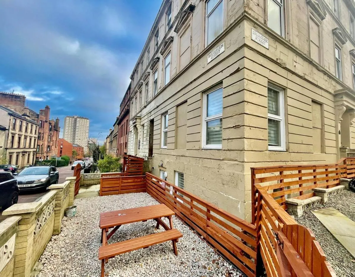 Image 5 of City Gem Main Door Parking Pass the Keys