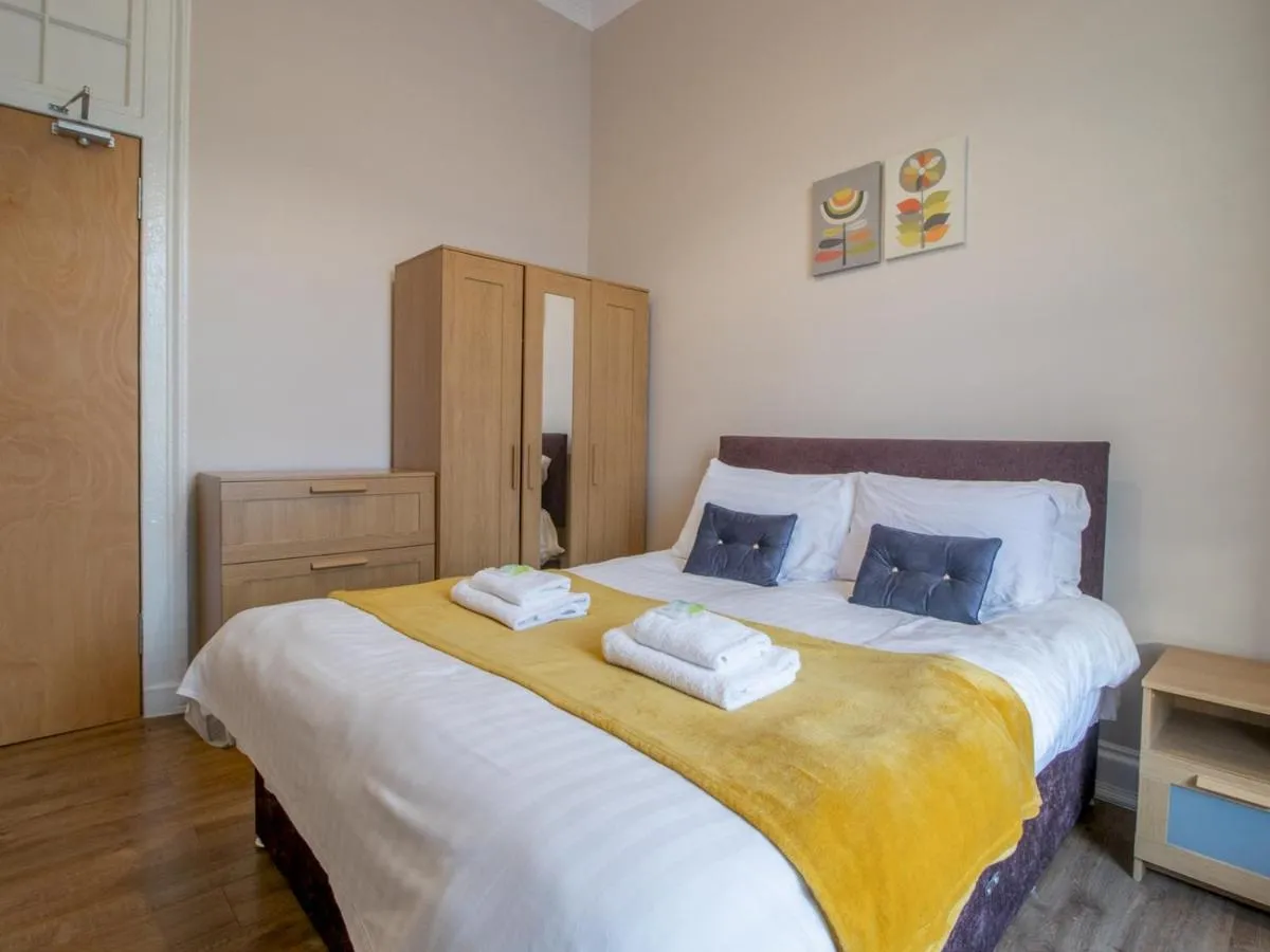 Image 5 of City Haven Main Door & Parking Pass the Keys