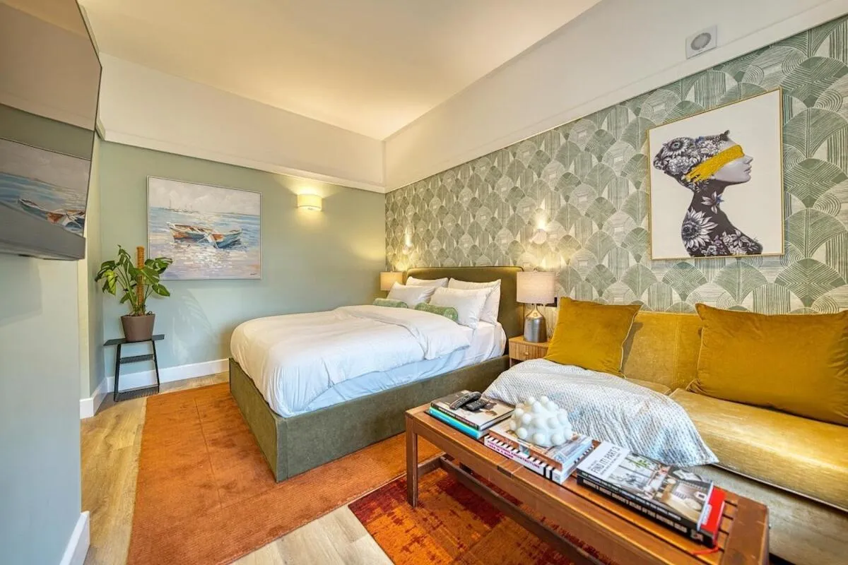 Image 5 of City Oasis Craigpark Residence