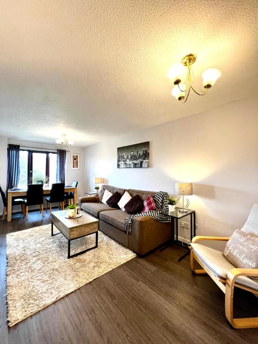 Image 3 of Cityview Retreat – 2-Bed Apartment – Free Parking