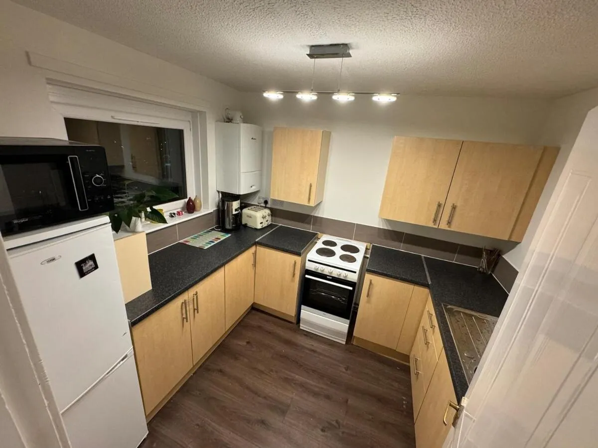 Image 2 of Cosy two bedroom flat