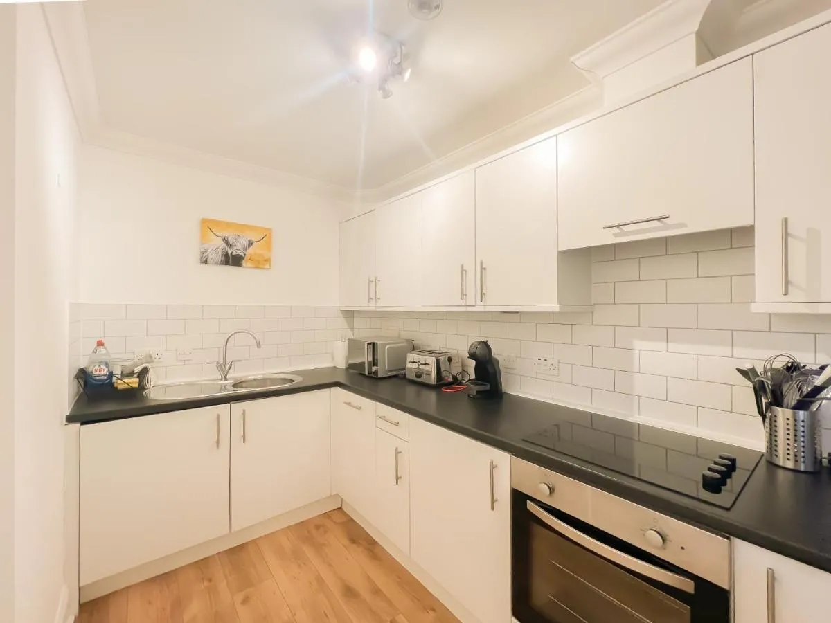 Image 6 of Cozy 1 bed Blythswood Apartment