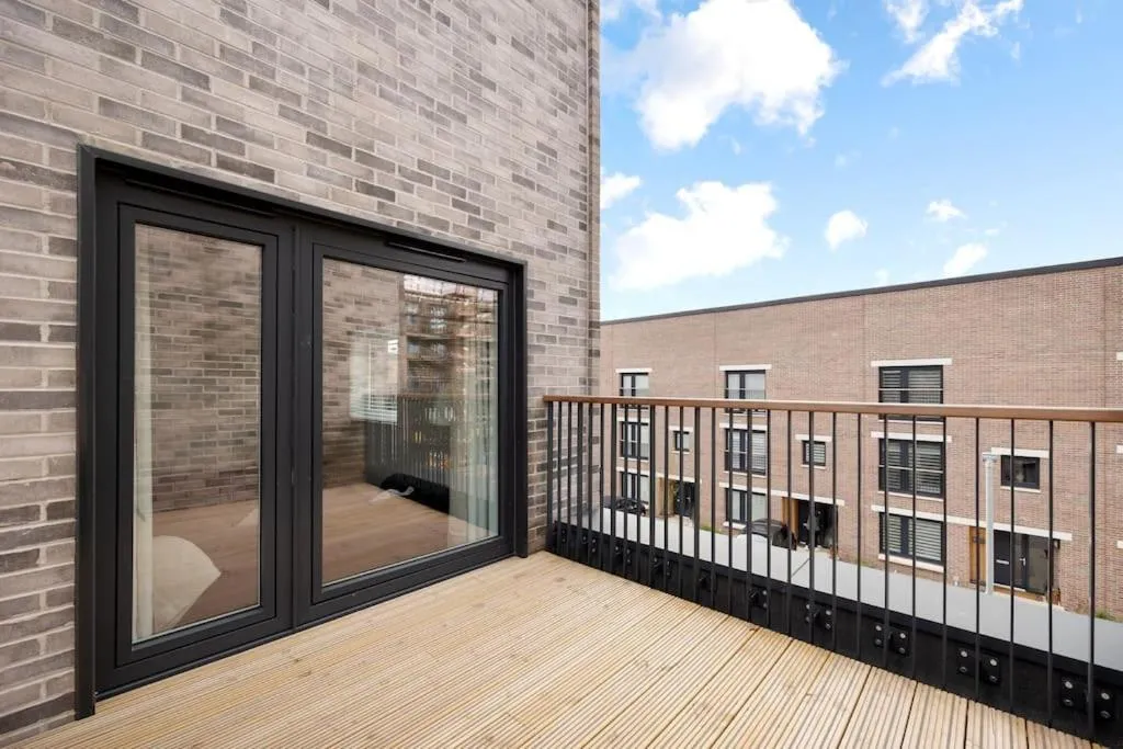 Image 5 of Dunmore Rooftop