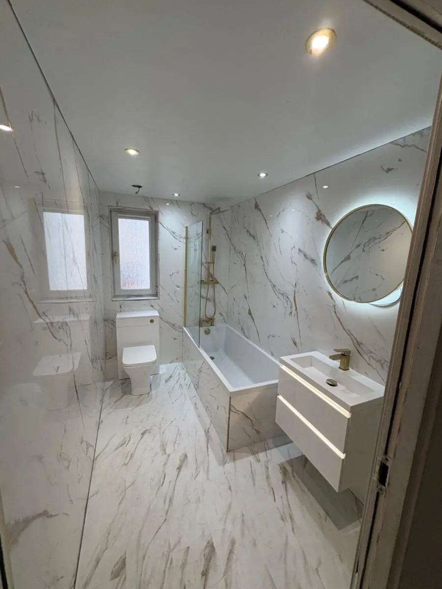 Image 2 of F1 2BR Free Parking Walk Dist CityC