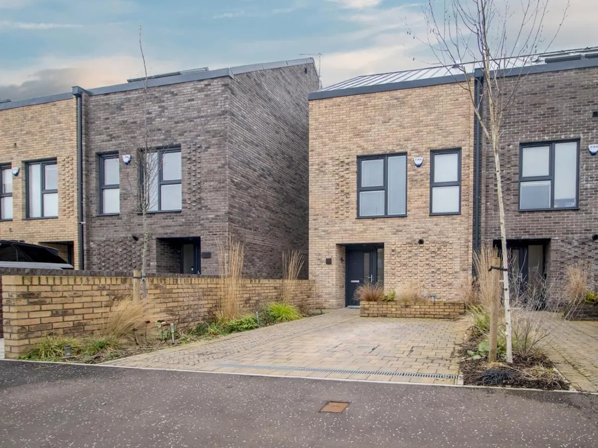 Image 5 of Fabulous Festival Park Home Private Parking Garden Pass the Keys