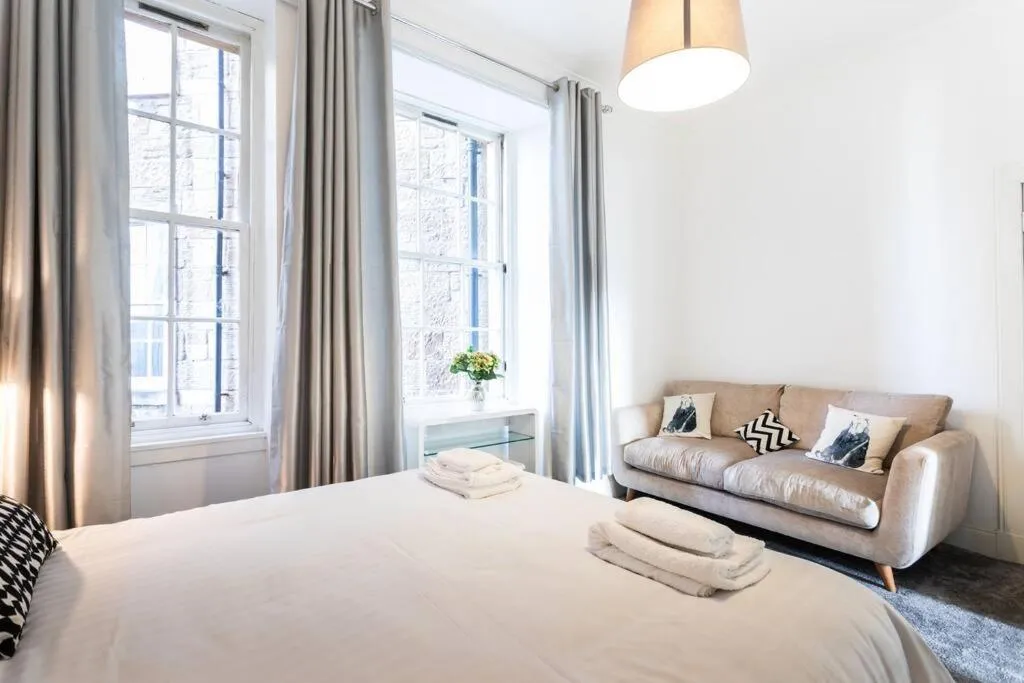 Image 1 of GLASGOW WEST END 5 MIN WALK TO SECC AND HYDRO