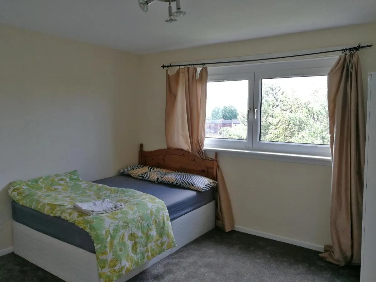 Image 4 of Glasgow Braid Apartment