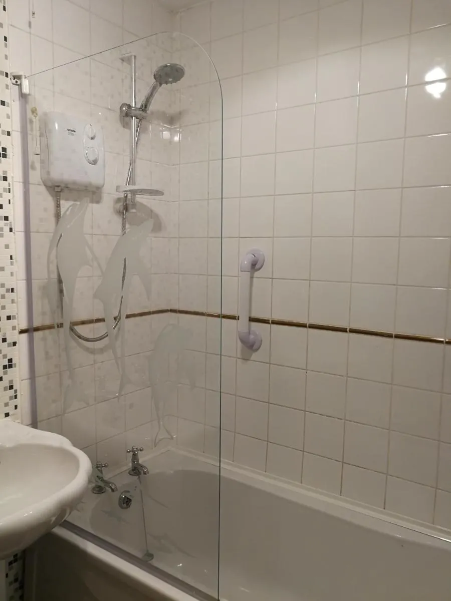 Image 3 of Glasgow Braid Apartment