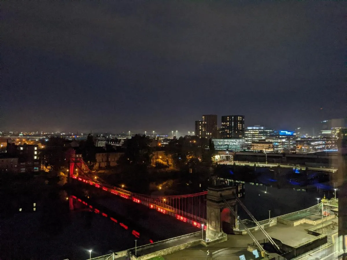 Image 2 of Glasgow City Centre Waterfront Apartment