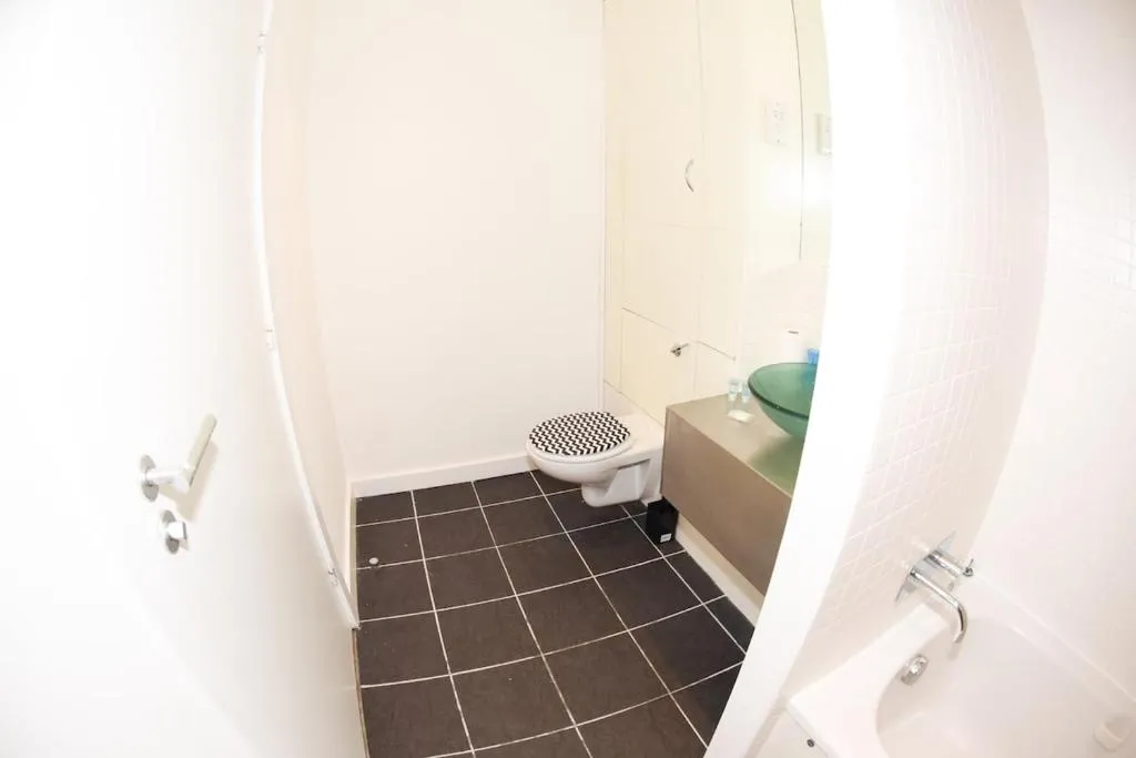 Image of Glasgow Hydro Apt with Great Views