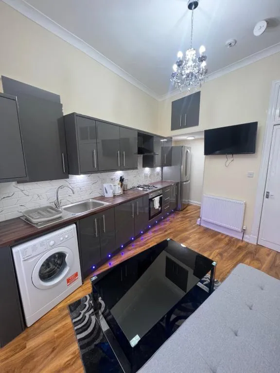Image of Glasgow South 2 Bedroom Apartment