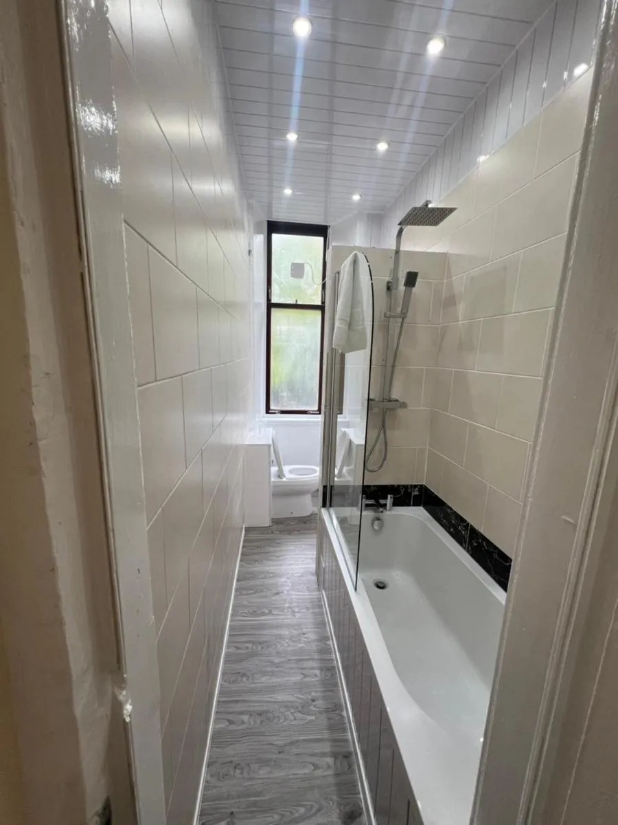 Image 2 of Glasgow South 2 Bedroom Apartment