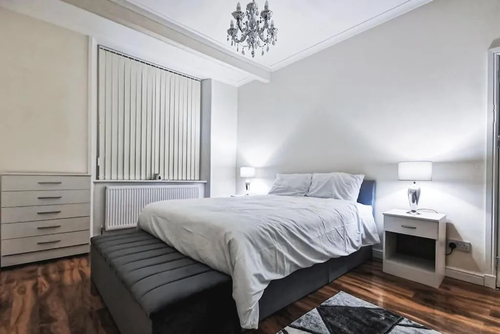 Image of Glasgow Southside: Cosy 2 Bedroom Apartment