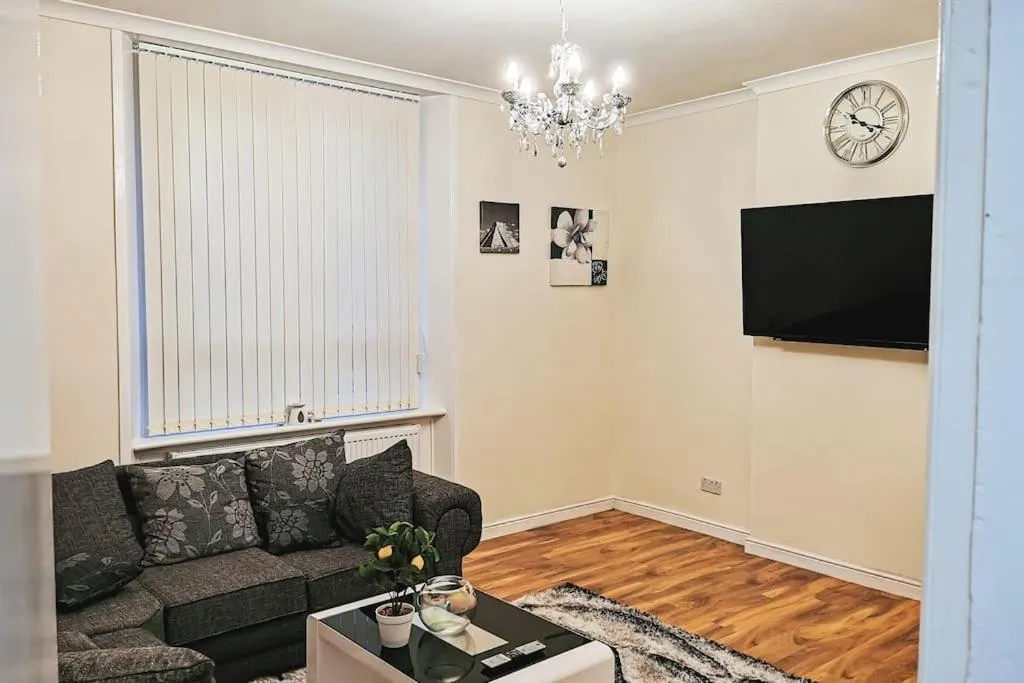 Image 4 of Glasgow Southside: Cosy 2 Bedroom Apartment
