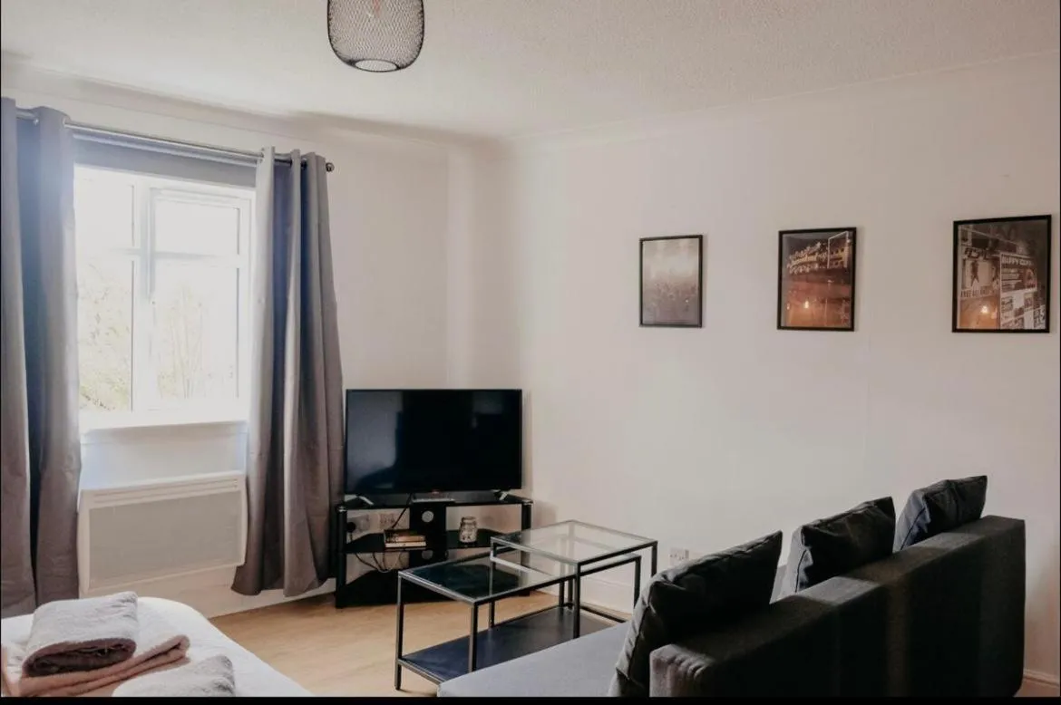 Image 4 of Glasgow – 1 Bedroom Apartment