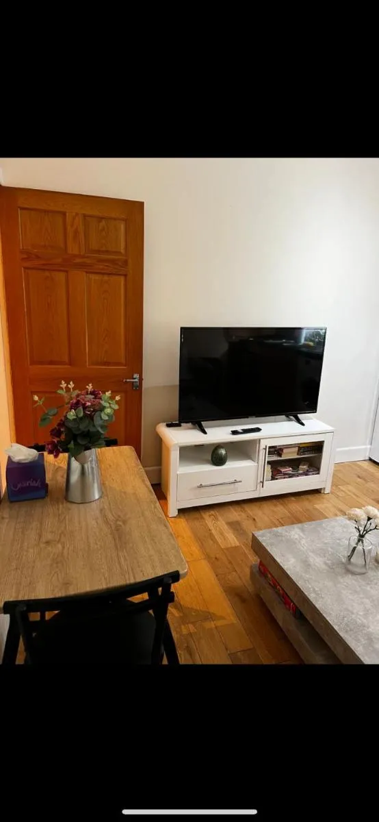 Image 4 of Hampden Hüs