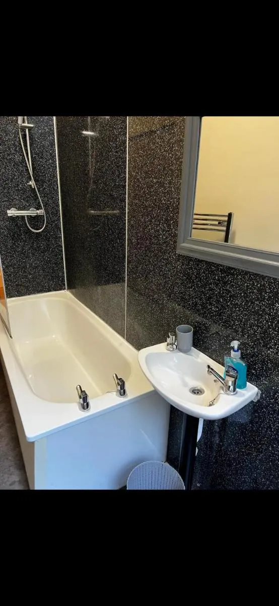 Image 6 of Hampden Hüs