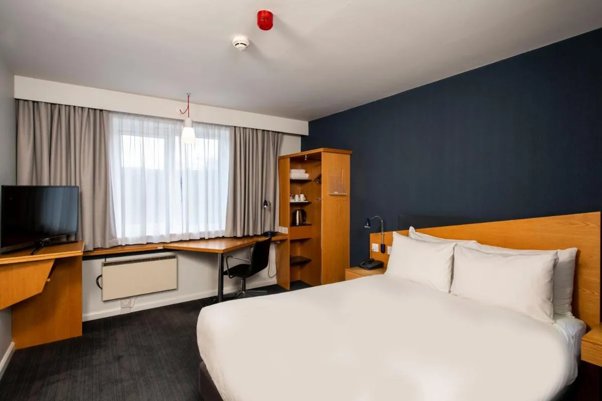 Image 2 of Holiday Inn Express – Glasgow – City Ctr Riverside by IHG