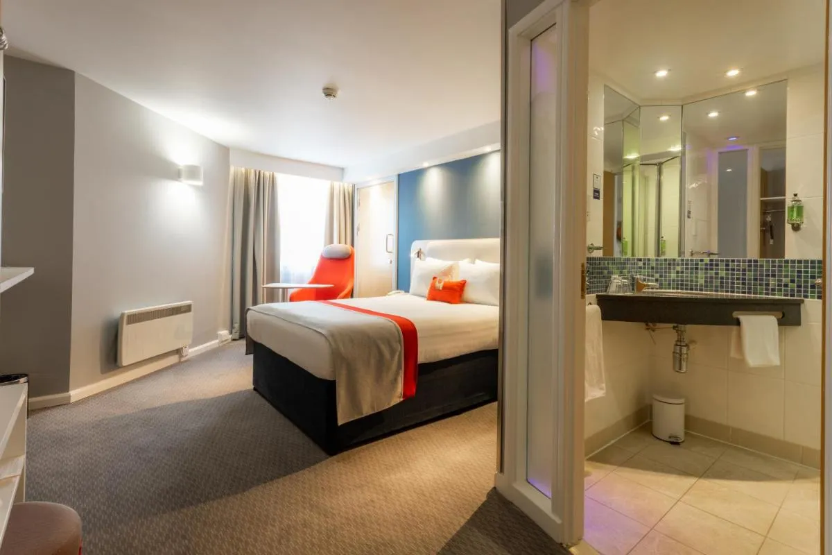 Image 2 of Holiday Inn Express – Glasgow – City Ctr Theatreland by IHG