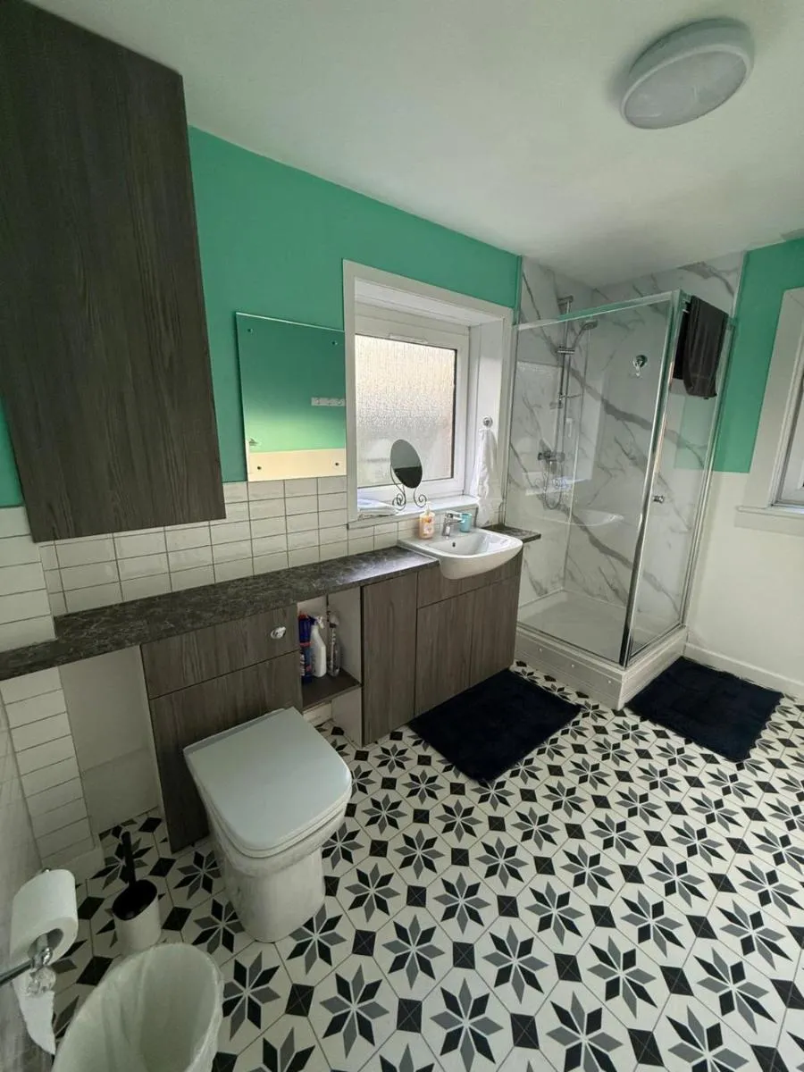 Image 6 of Hotspur House