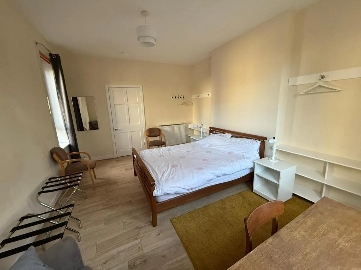 Image 5 of Hotspur House