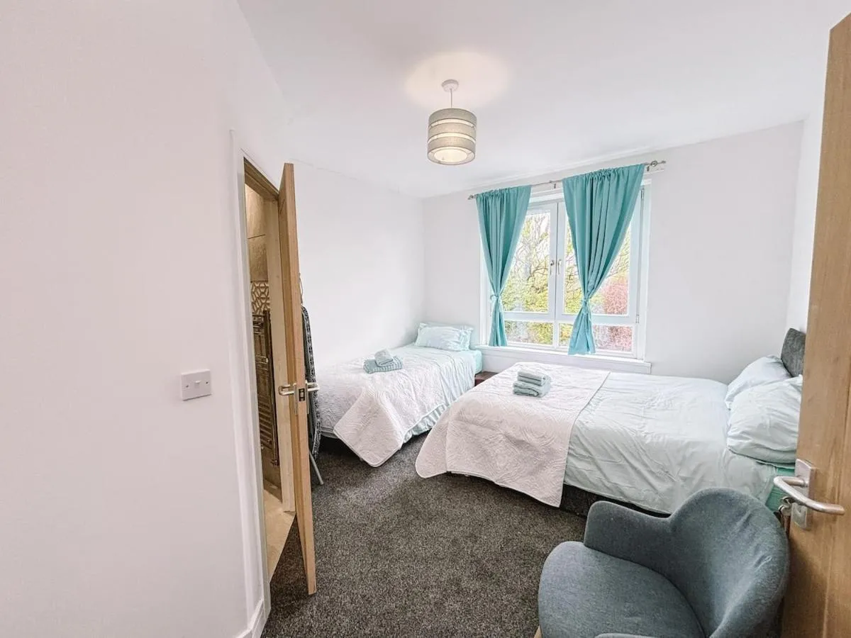 Image 1 of Itohan 3-bed Cottage Flat