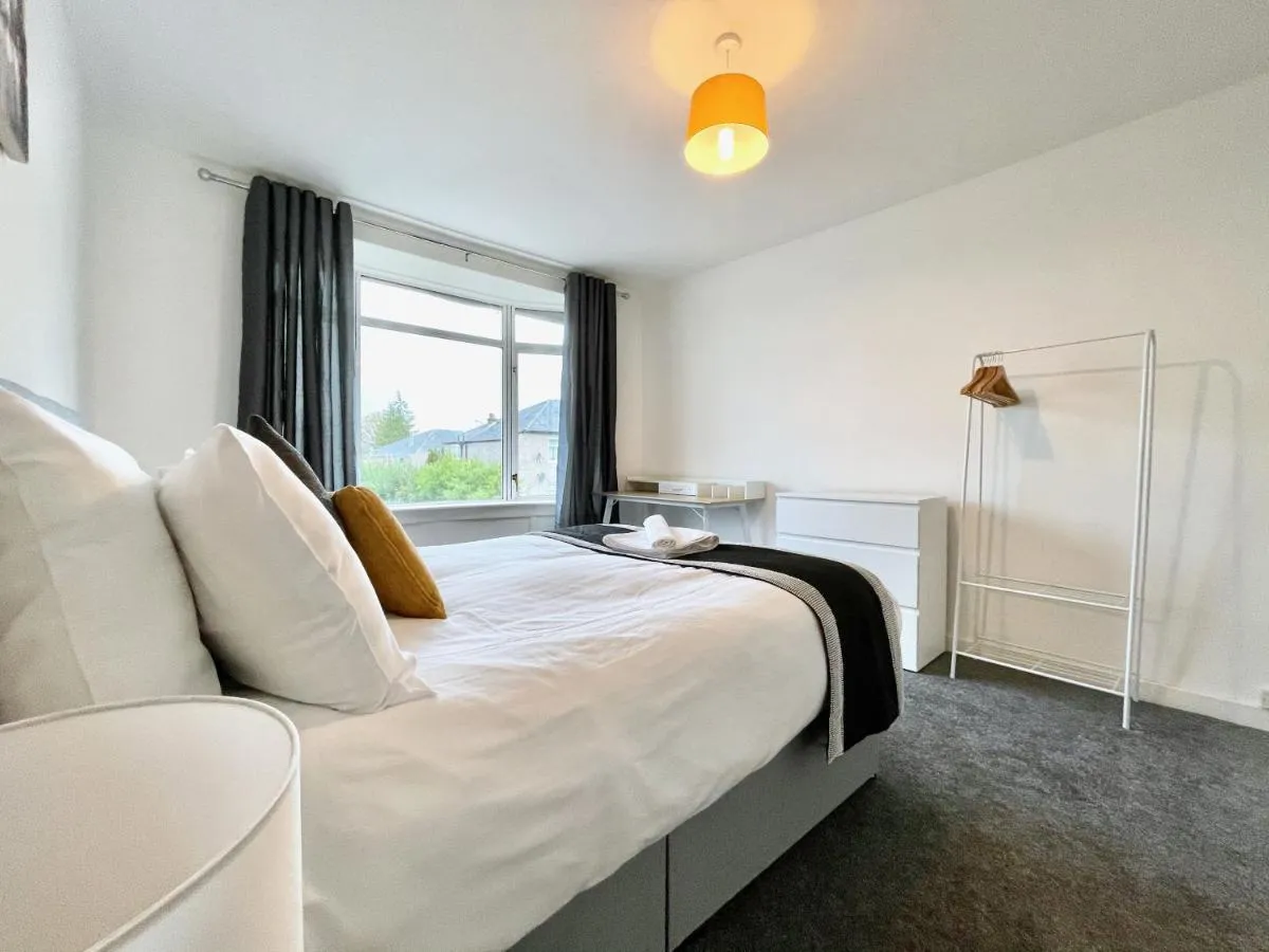 Image 1 of Kingsbridge Apartment