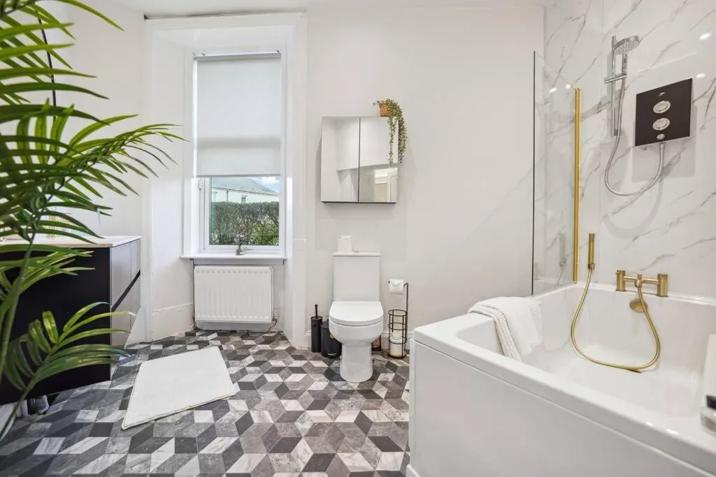 Image 2 of Large Terraced Home with Parking