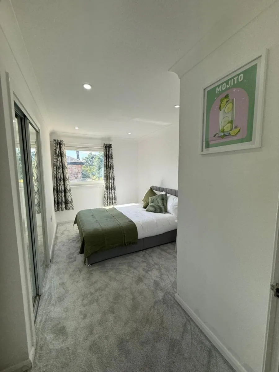 Image 6 of Luxurious 2 bedroom, 8 mins from city centre