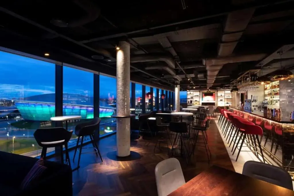 Image 3 of Luxurious Penthouse with Bar at Glasgow Hydro & SECC