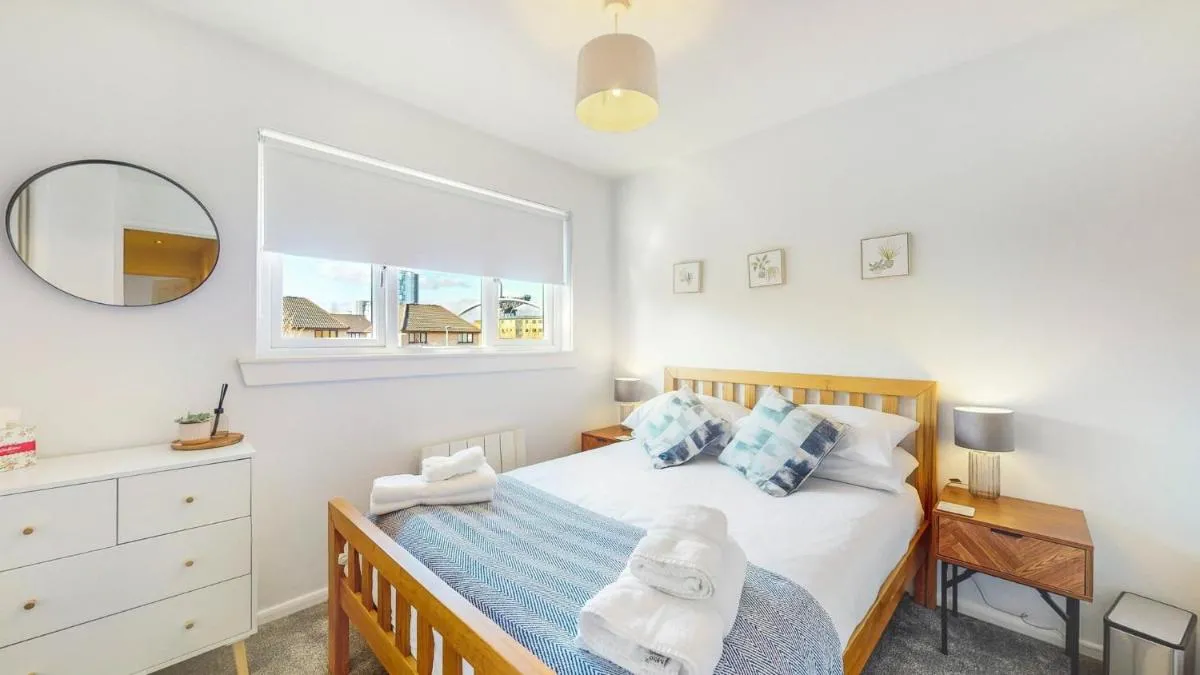 Image 6 of Mavisbank Gardens