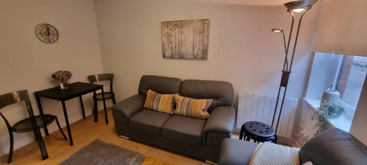 Image 2 of Merchantcityflat