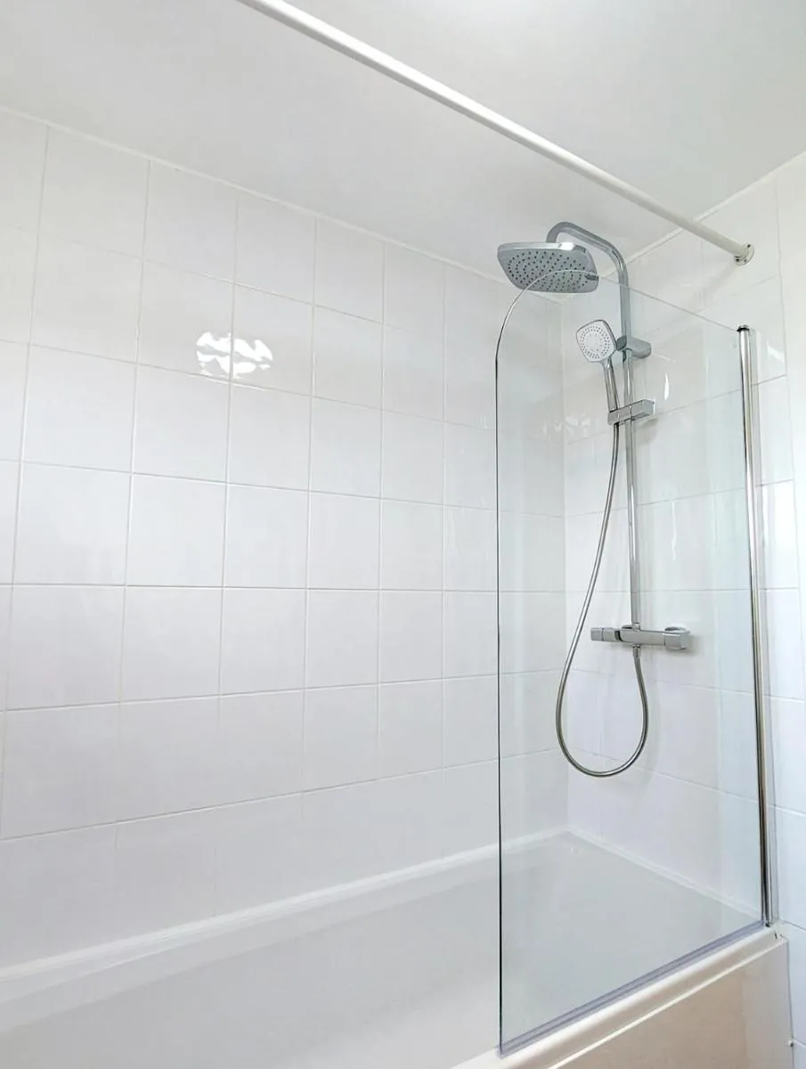 Image 2 of Modern 2-Bedroom flat in Glasgow city centre, near Galsgow Green