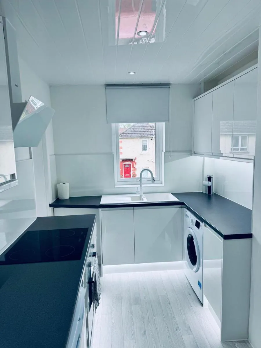 Image 4 of Modern 2 Bedroom with extra Loft Bedroom