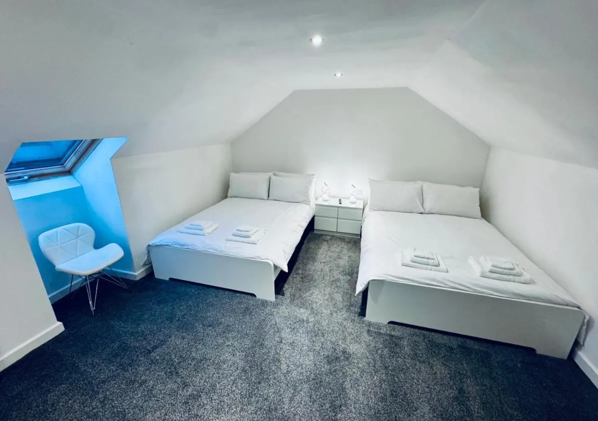 Image 1 of Modern 2 bedroom House With Loft Conversion