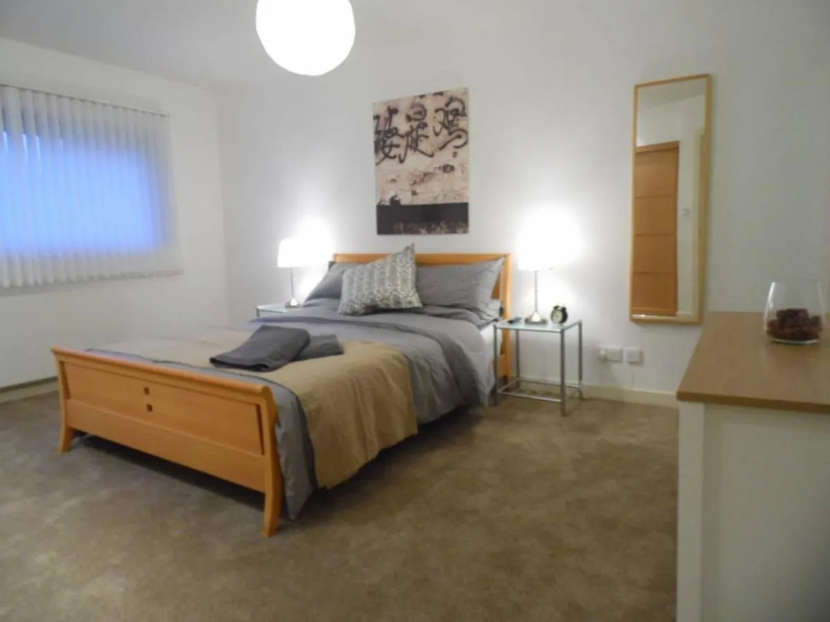 Image 1 of Modern 2-bedroom Apt near SSE Hydro and SEC