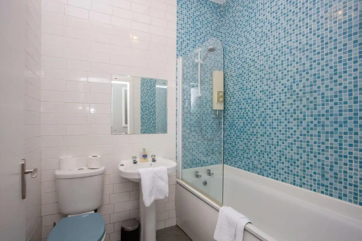 Image 2 of Modern and refurbished Flat in Merchant City