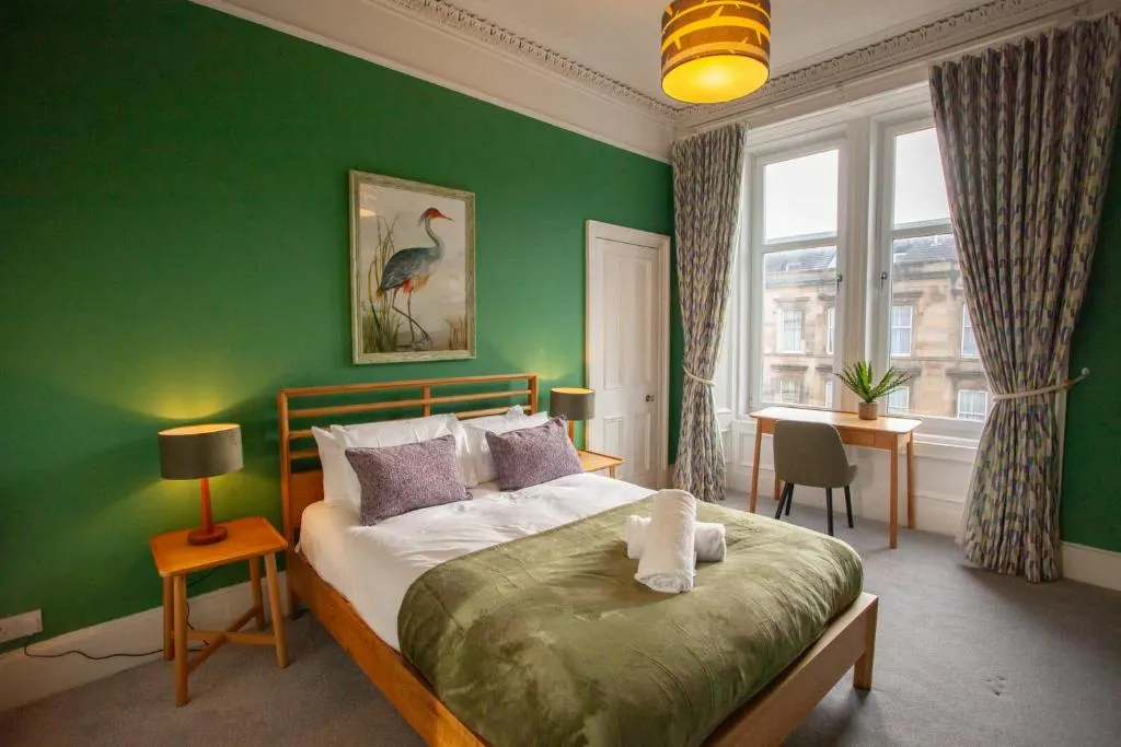 Image of Newly Renovated Flat in Trendy Finnieston