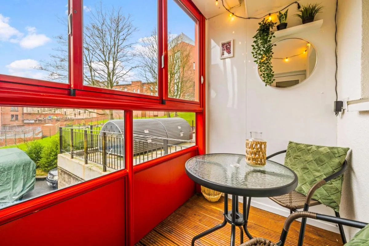 Image 5 of One Bed Holiday Home in the Heart of Glasgow