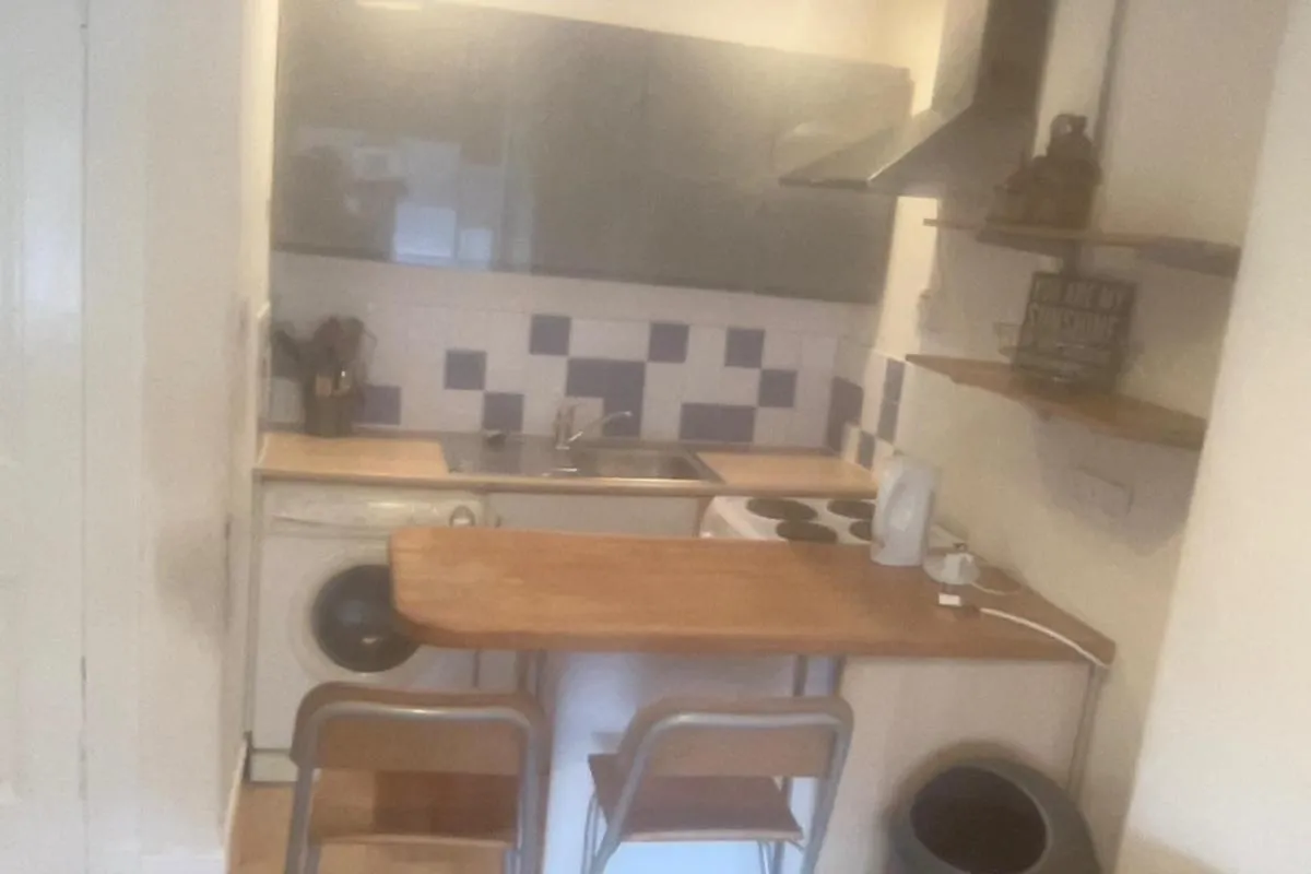 Image 3 of One bedroom apartment in Glasgow’s west end