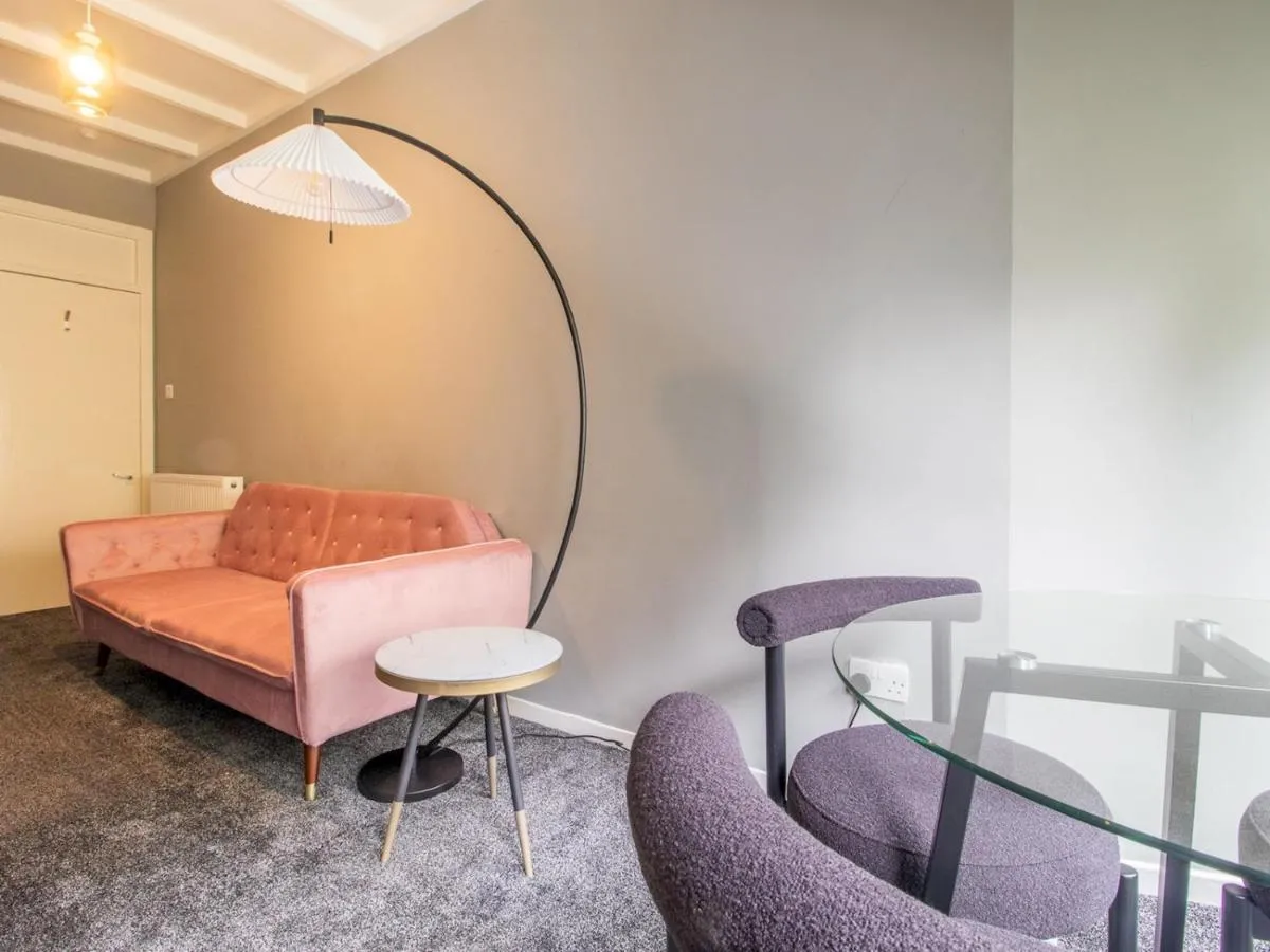 Image 5 of Pass the Keys Cosy in Fabulous West End