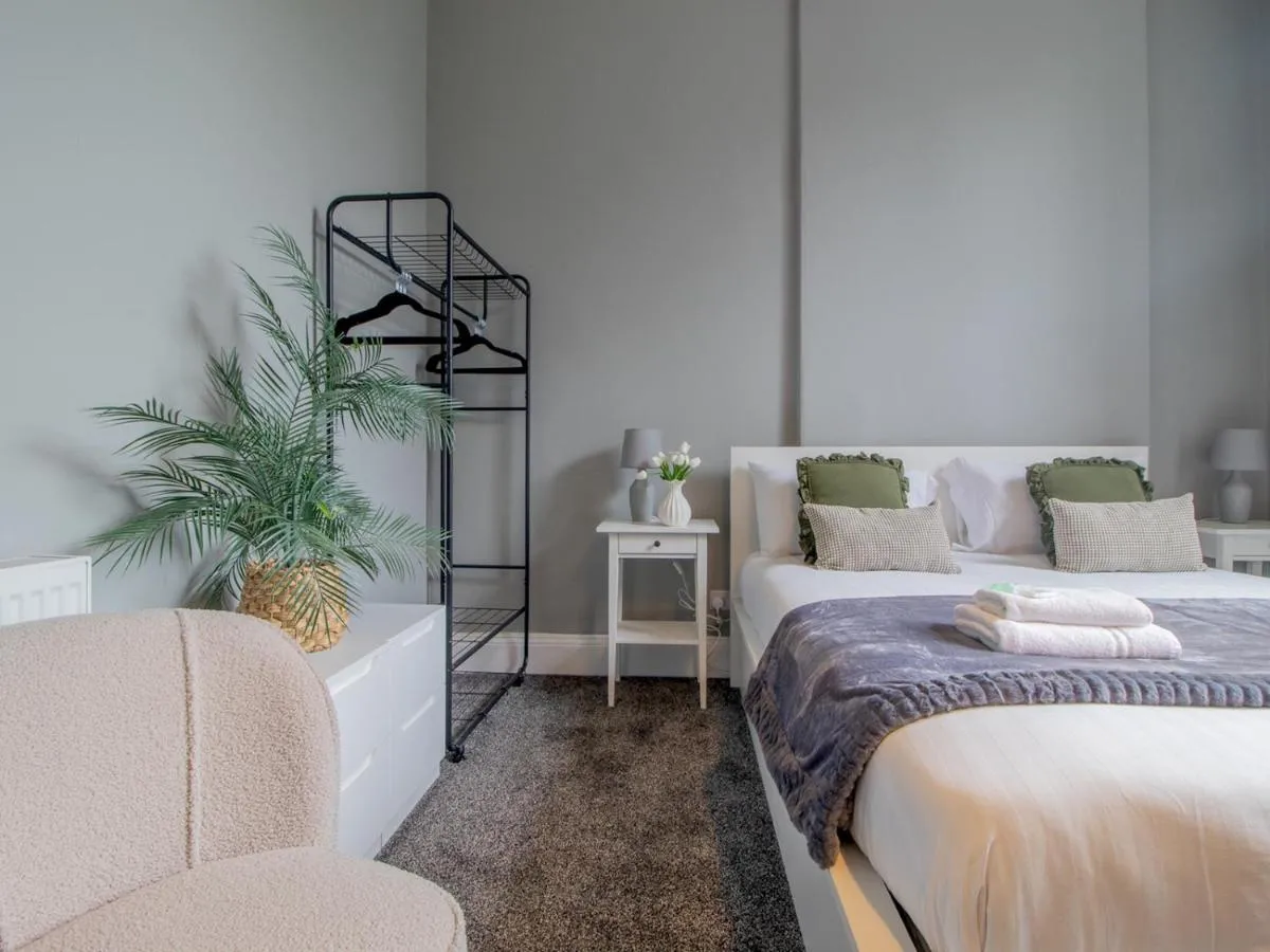 Image 1 of Pass the Keys Spacious Hillhead Haven