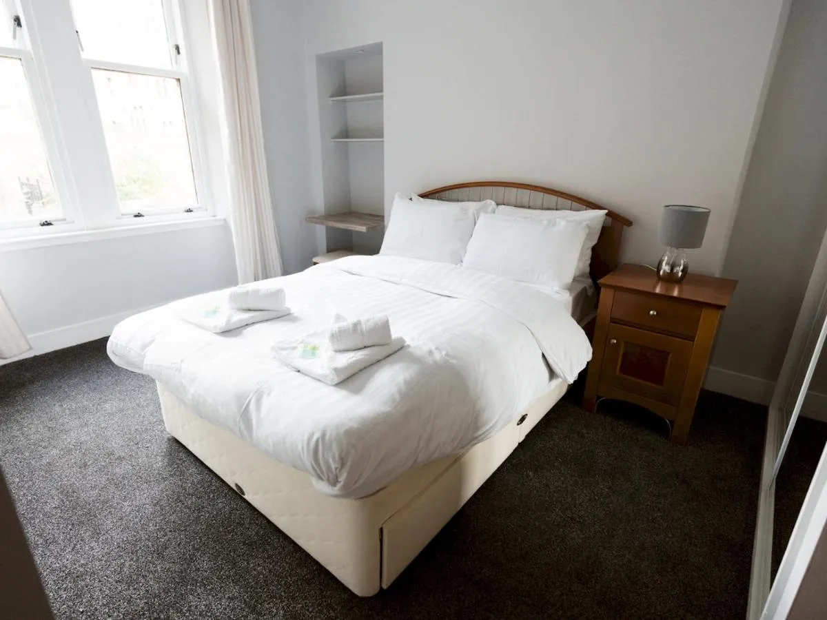Image 1 of Pass the Keys Superb 1Bed Flat in Fabulous West End