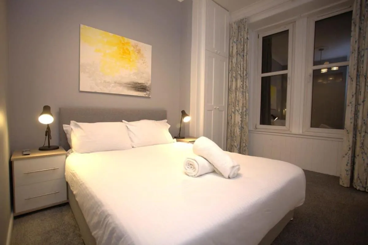 Image 1 of Renovated West End Flat in Glasgow